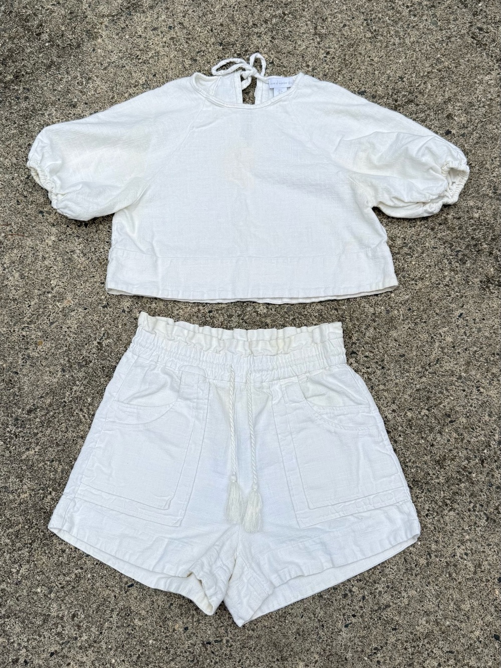 House of Harlow 1960 Cream Puff Sleeve Crop Top & Elastic Waist Shorts Set